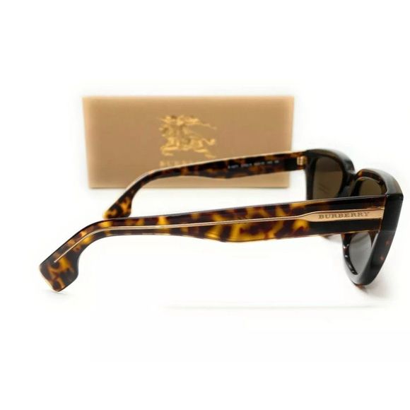 Burberry Women's Dark Havana Brown Sunglasses! - Picture 3 of 4